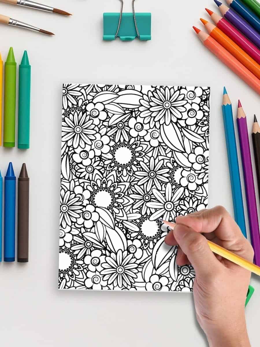 Coloring page for preschoolers with floral design, perfect for early childhood learning activities.